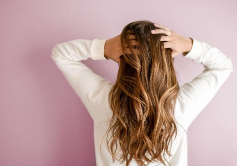 Read more about the article Luzes no Cabelo: Guia Completo
