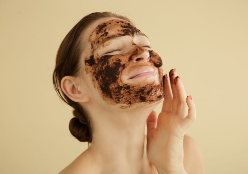 Read more about the article Esfoliar o Rosto: Tire o excesso de pele morta e sujeira da pele