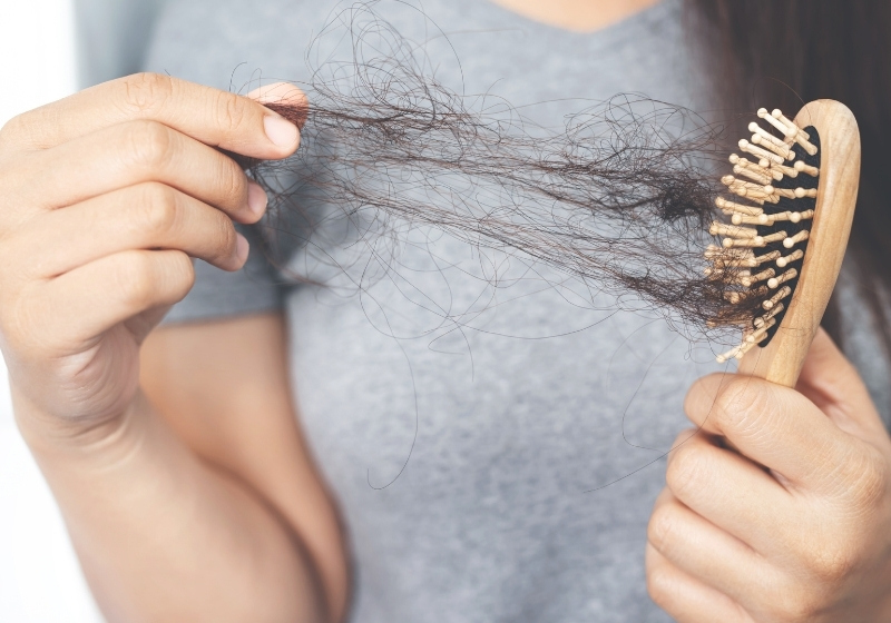 Read more about the article Saiba como acabar com a queda de cabelo