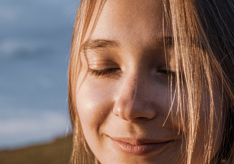 Read more about the article Cuidados com a pele no sol: Guia completo