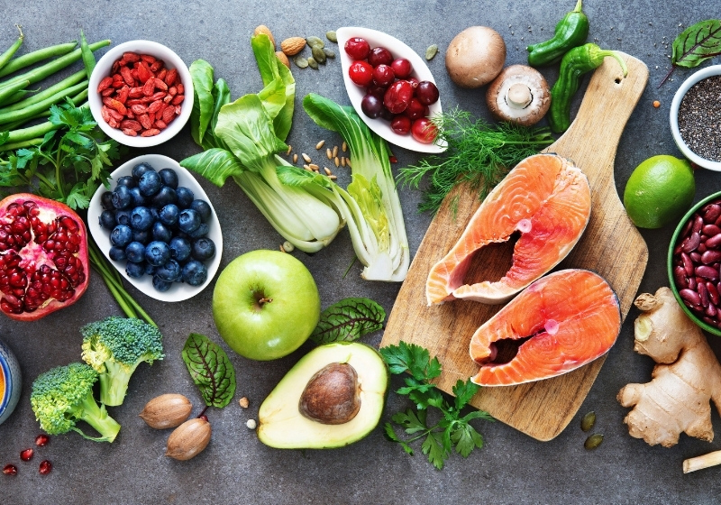 You are currently viewing Nutrientes e Vitaminas Capilares: Guia completo