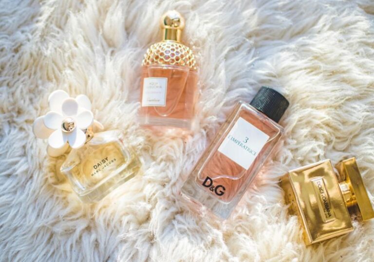 Read more about the article Família olfativa dos perfumes: Guia Completo