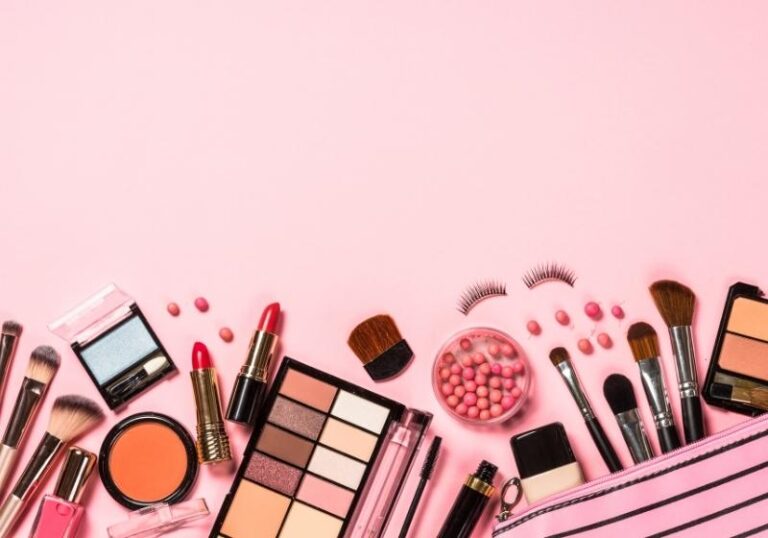 Read more about the article Tipos de maquiagem: Conheça todos